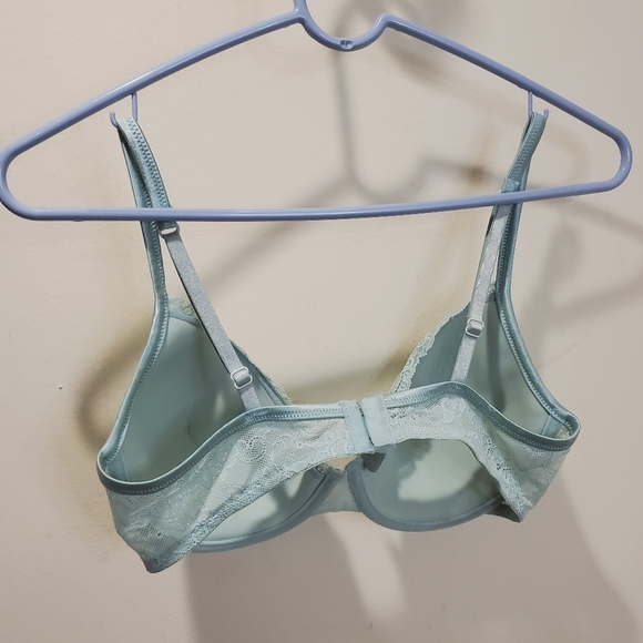 VICTORIA'S SECRET lace Bra green bra size 36D - Picture 9 of 10